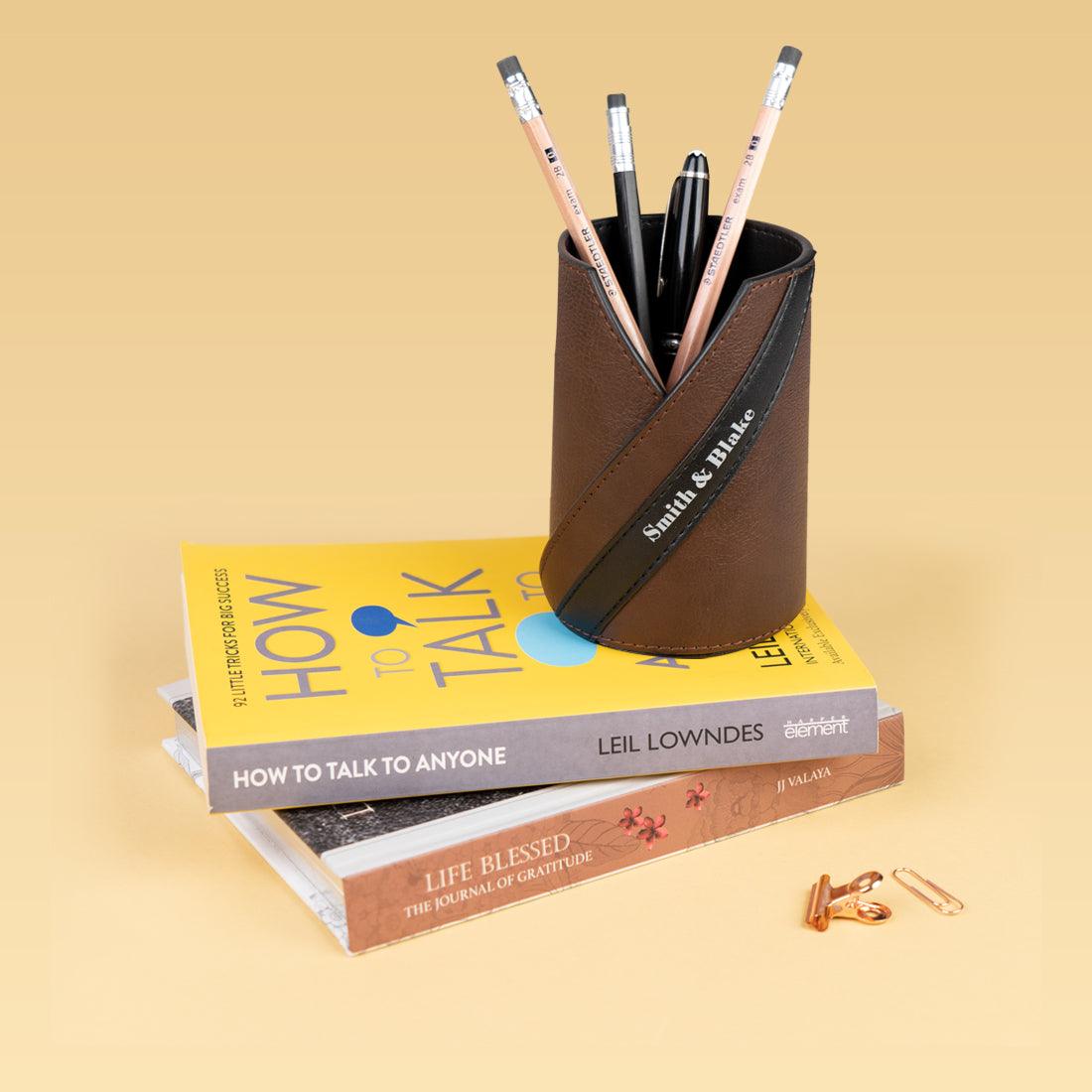 Smith & Blake OPULA Pen Stand Brown